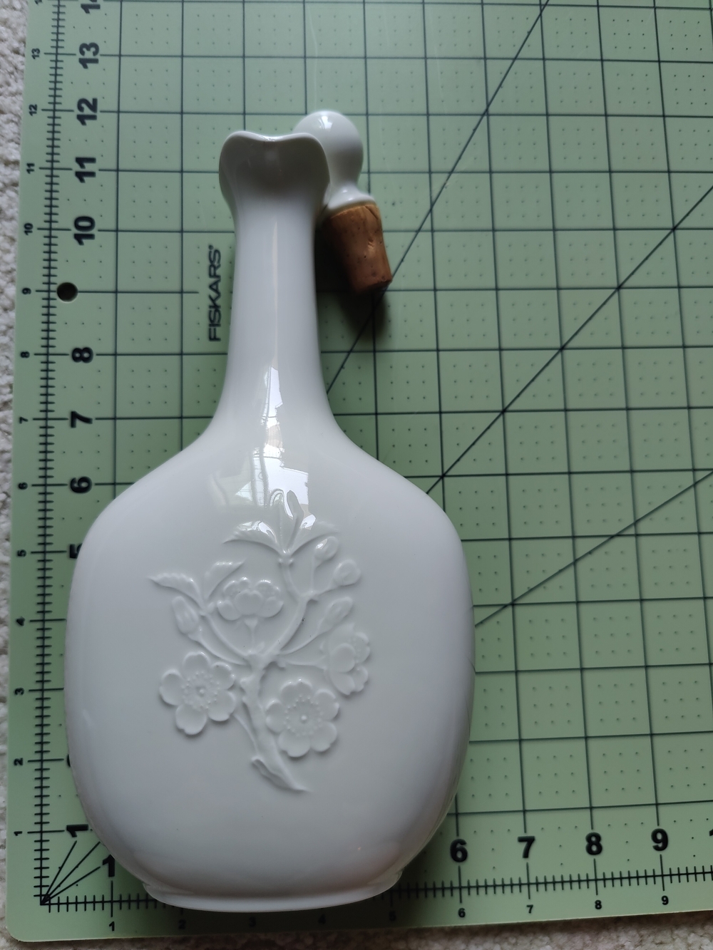 Royal Copenhagen Blanc de Chine Flask Decanter - Picture 2 of 9